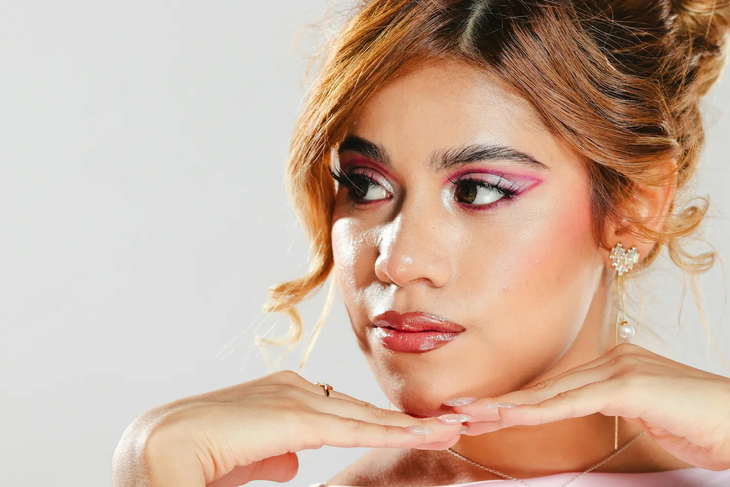 Blending Makeup Smoothly