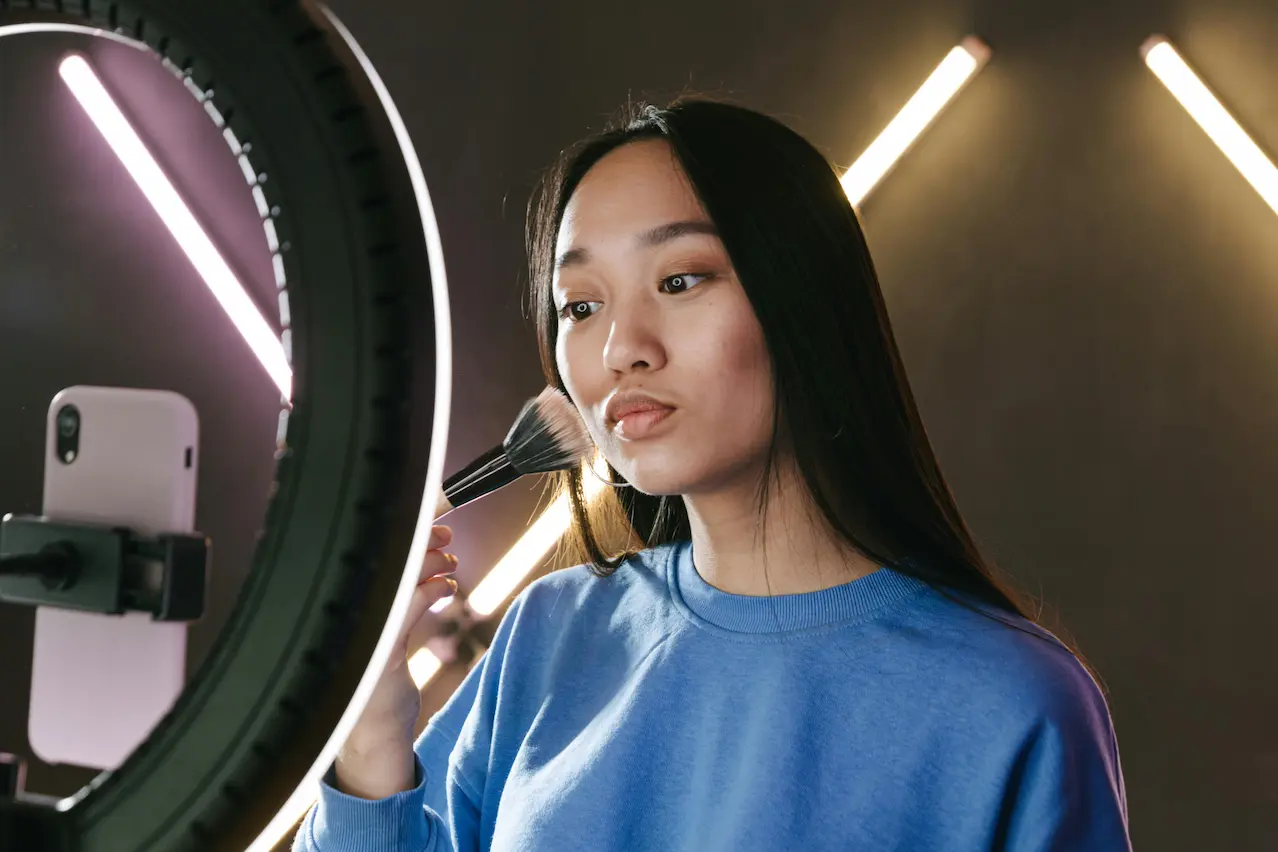 Applying non-cakey foundation with a brush