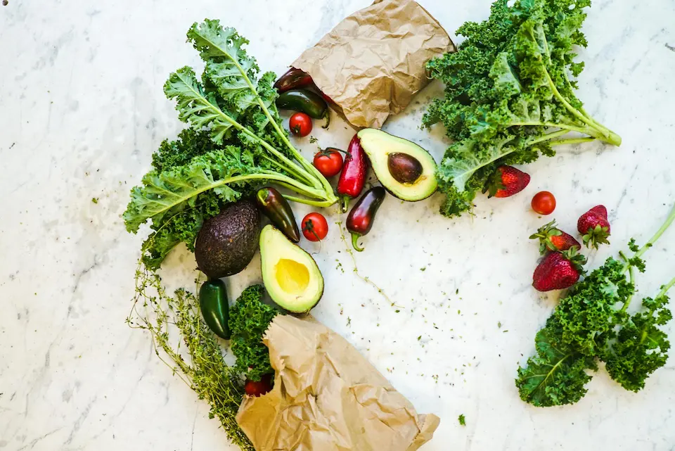 vitamins for eyelash growth in healthy foods