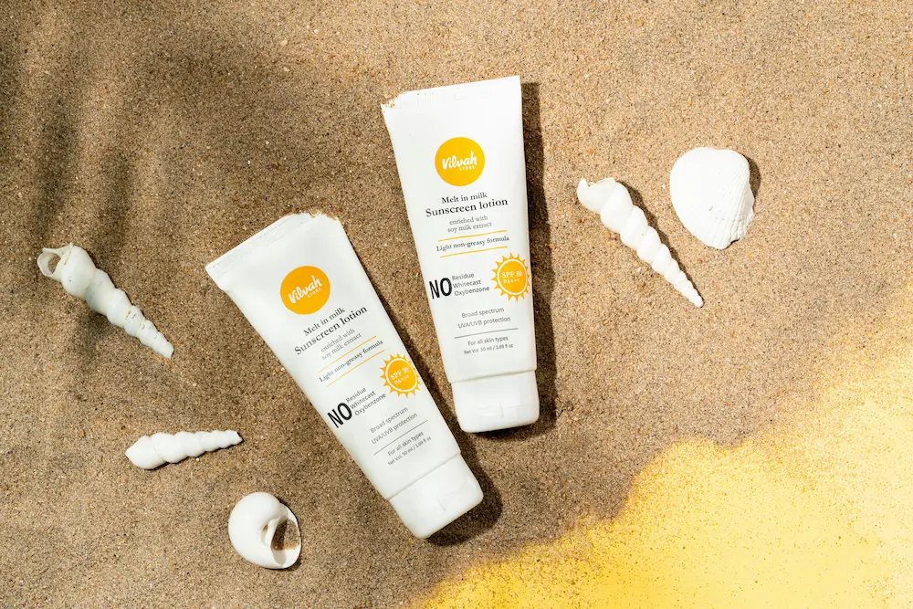 Chemical sunscreen ingredients list on bottle