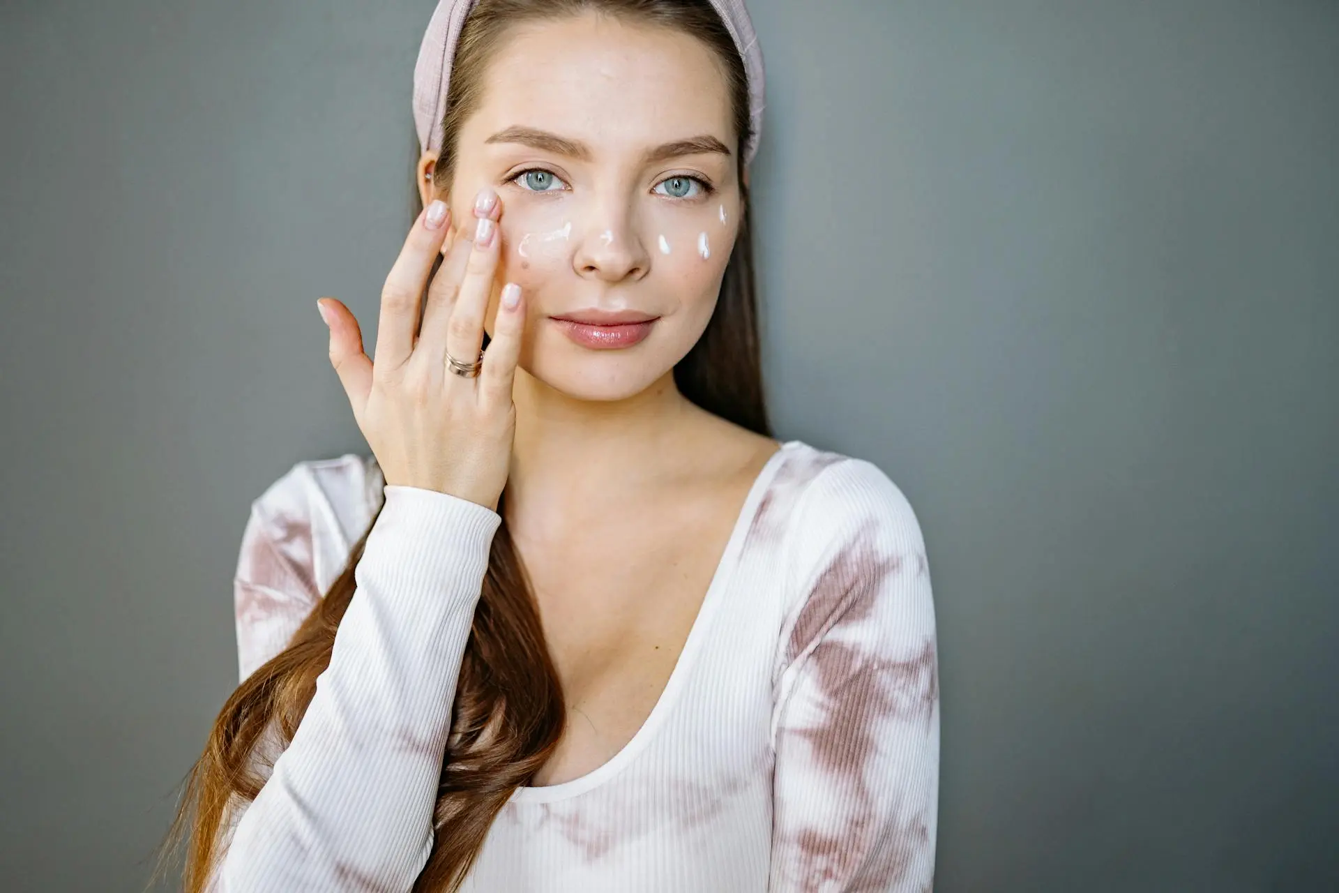 Applying Makeup Primer