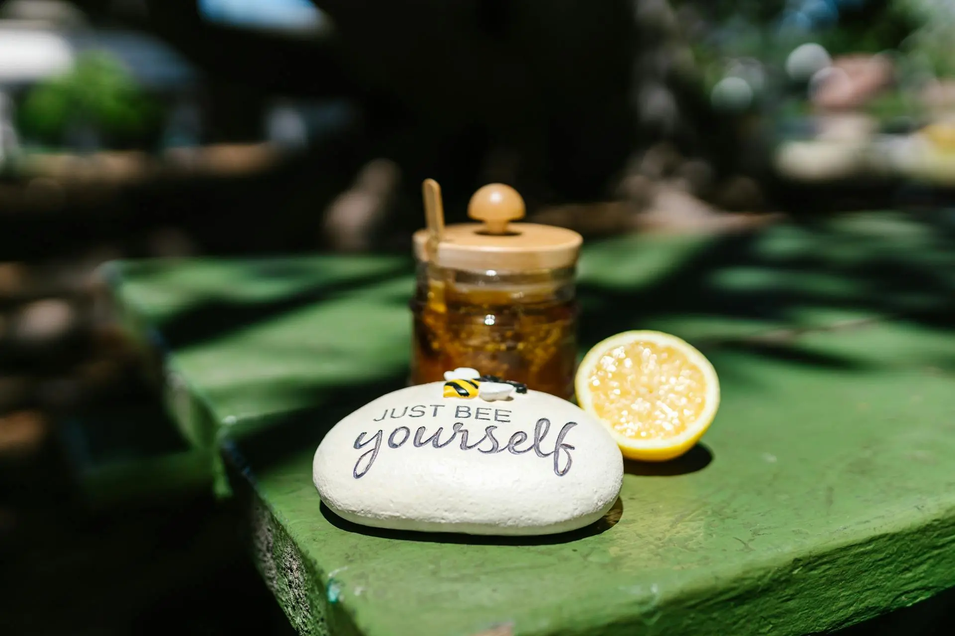 Lemon and Honey Mix to Get Rid of Blackheads